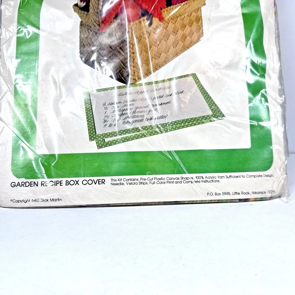 Canvas Capers Garden Fresh Magnets #202 Corn & celery Plastic Canvas Kit 1980!!!